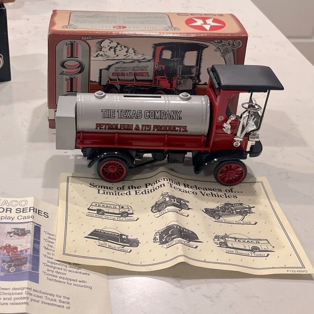 1995 Ertl 1910 Mack Texaco Tanker Truck Diecast Coin Bank TT1684